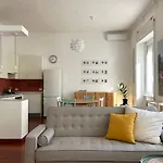 Casa Mops * Roma